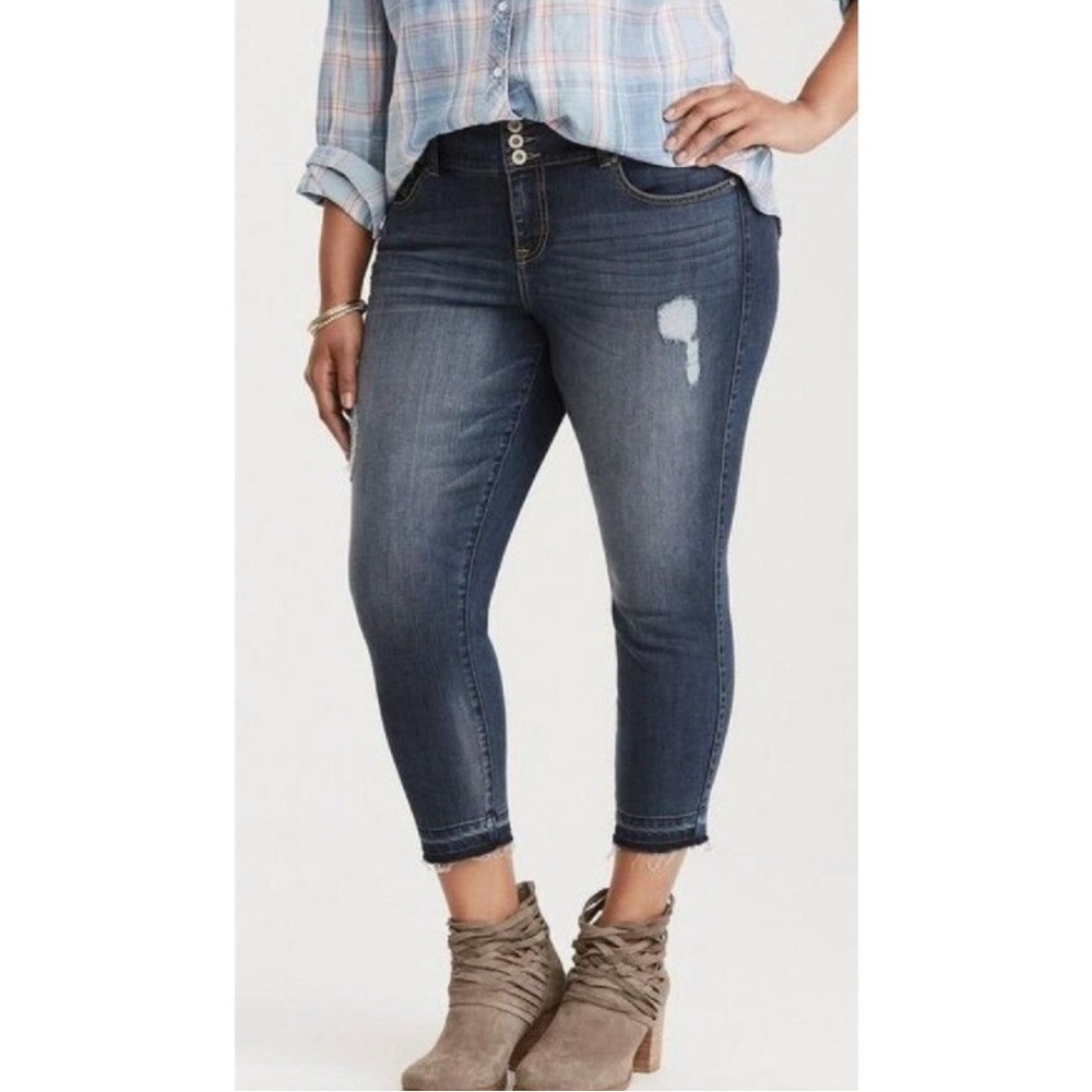Torrid Plus Size Premium Blue High Rise Crop Stretch Jegging Jeans Size 24